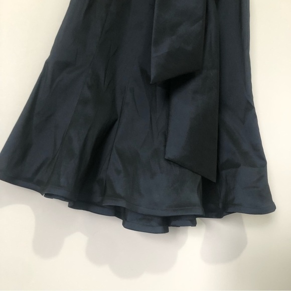 Tadashi Shoji Navy Taffeta Collard Sleeveless Cocktail Dress, size 4 - Picture 4 of 12